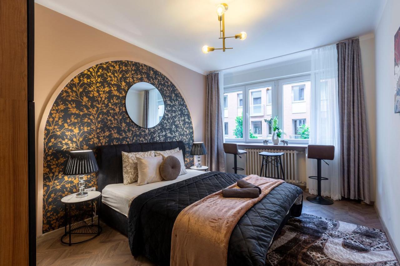Stylish Quentin Apartment In The King Street Budapeste Exterior foto