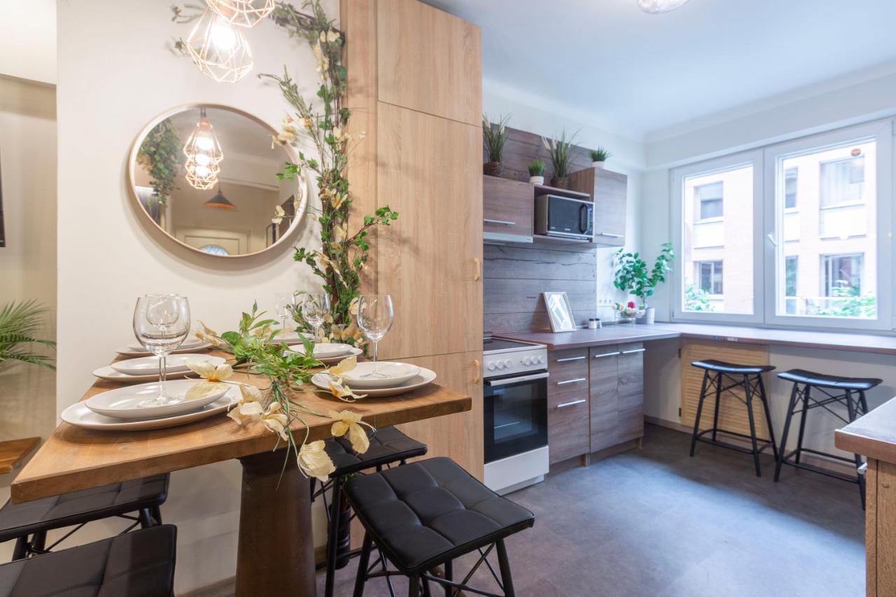 Stylish Quentin Apartment In The King Street Budapeste Exterior foto